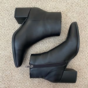 Black Madden Girl Ankle Booties